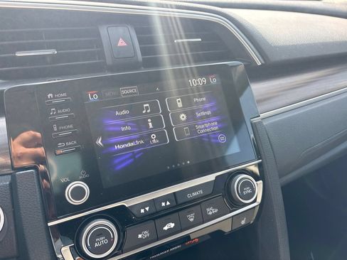 Used 2020 Honda Civic EX image 19