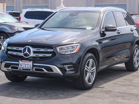 Used 2022 Mercedes-Benz GLC 300 image 3