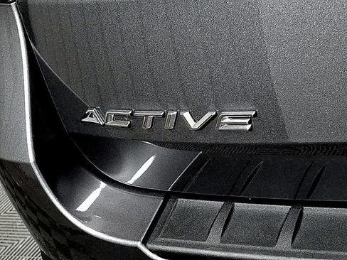 Used 2026 Ford Explorer Active w/ Active Comfort Package RWD image 9