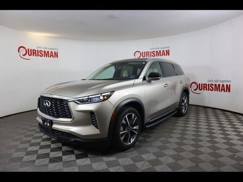 Used 2023 INFINITI QX60 Luxe w/ Cargo Package image 2