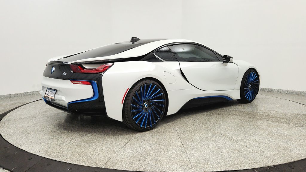 Used 2015 BMW i8 AWD/4WD image 23