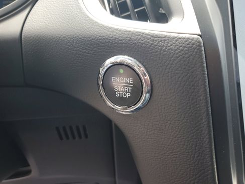 Used 2022 Ford Edge ST-Line image 23