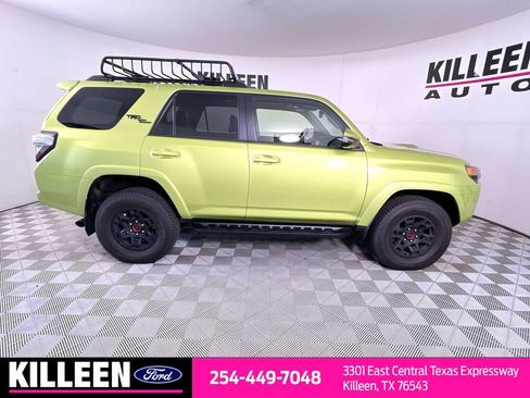 Used 2023 Toyota 4Runner TRD Off-Road Premium image 9