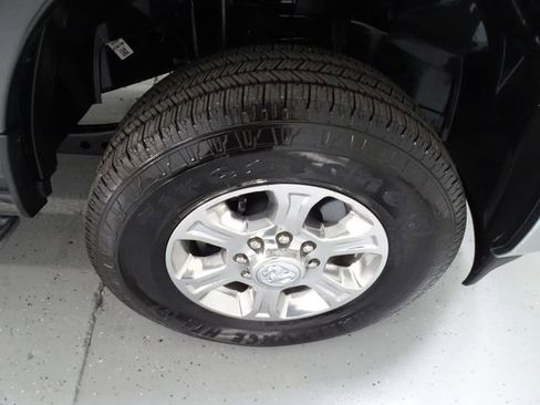 Certified 2026 RAM 2500 Big Horn AWD/4WD image 29