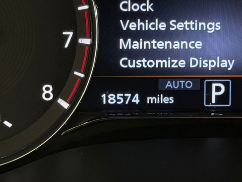 Used 2024 INFINITI QX80 Luxe AWD/4WD image 19