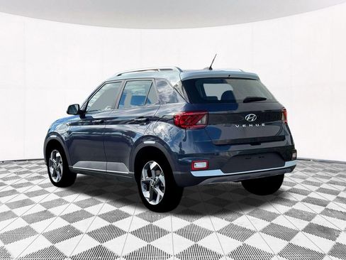 New 2026 Hyundai Venue SEL FWD image 8