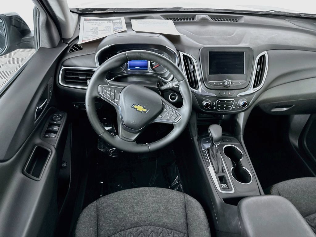 Used 2024 Chevrolet Equinox LT w/ LPO, Floor Liner Package FWD image 31