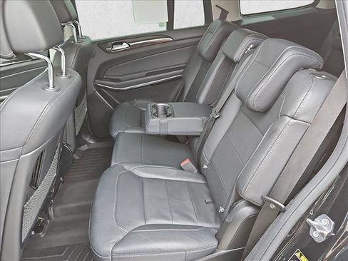 Used 2018 Mercedes-Benz GLS 550 4MATIC image 20