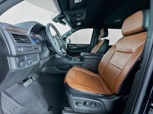 Used 2022 Chevrolet Suburban LS image 15