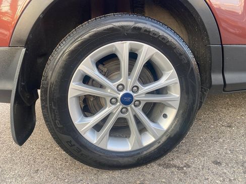 Used 2018 Ford Escape SEL AWD/4WD image 8