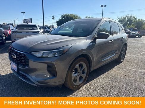 Used 2024 Ford Escape ST-Line FWD image 3