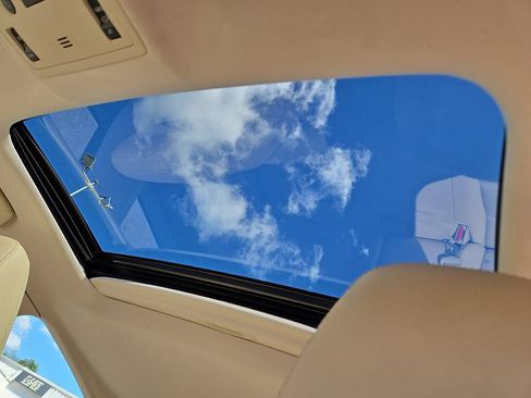 Used 2014 Lexus ES 350 w/ Luxury Package FWD image 15