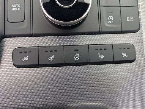 Used 2023 Hyundai Palisade Calligraphy image 25