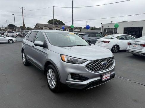 Used 2023 Ford Edge SEL image 7