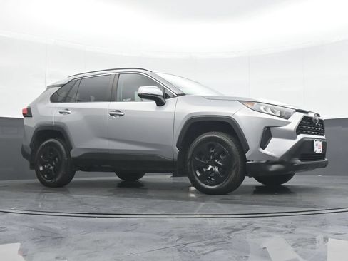 Used 2020 Toyota RAV4 LE w/ All Weather Liner Package AWD/4WD image 32