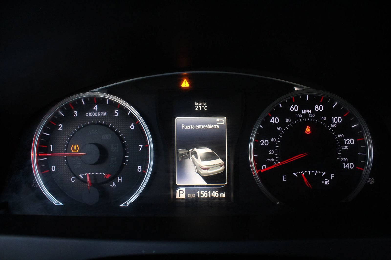 Used 2015 Toyota Camry SE FWD image 30