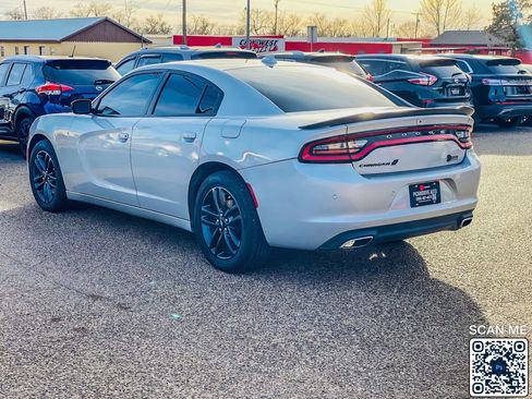 Used 2019 Dodge Charger SXT w/ Plus Group image 6