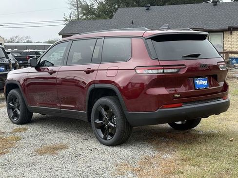 New 2025 Jeep Grand Cherokee L Altitude image 7
