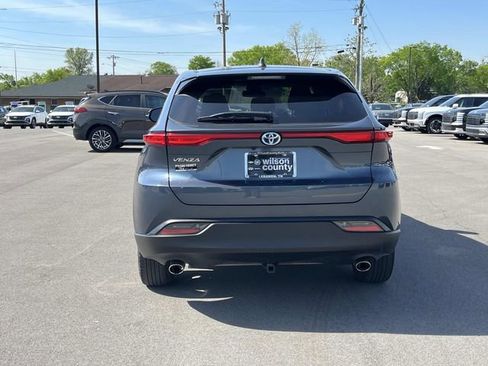 Used 2024 Toyota Venza LE image 6