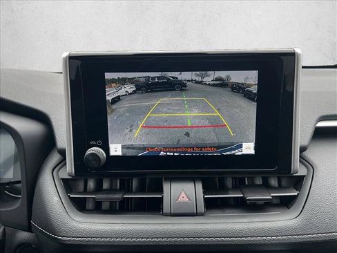 Used 2025 Toyota RAV4 XLE image 14