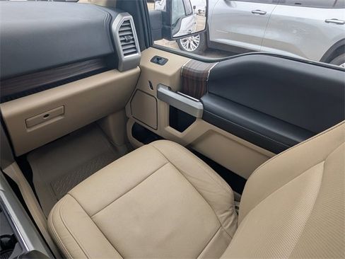 Used 2015 Ford F150 Lariat w/ Equipment Group 502A Luxury image 18