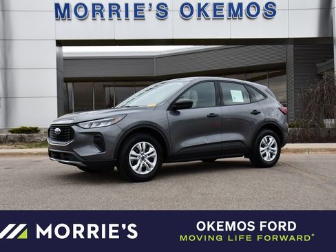 Used 2023 Ford Escape AWD image 1