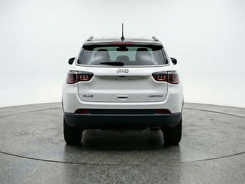 Used 2025 Jeep Compass Limited AWD/4WD image 7