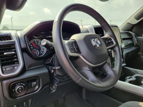 Used 2023 RAM 1500 Big Horn AWD/4WD image 12