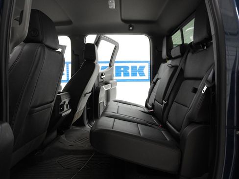 Used 2022 Chevrolet Silverado 1500 LT Trail Boss w/ Convenience Package II image 28