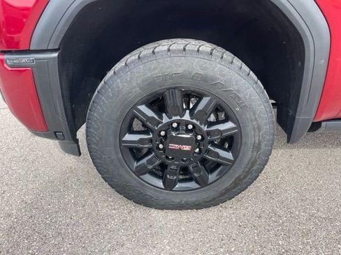 Used 2024 GMC Sierra 2500 AT4 w/ AT4 Premium Plus Package image 10