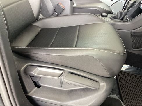 Used 2021 Volkswagen Tiguan SE AWD/4WD image 18