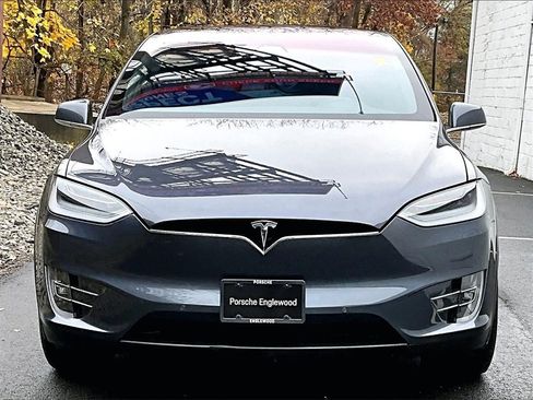 Used 2020 Tesla Model X Long Range image 8
