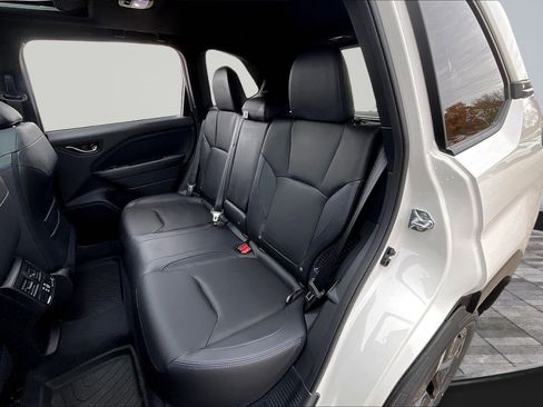 New 2025 Subaru Forester Limited image 10