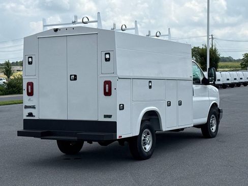 New 2025 Chevrolet Express 3500 w/ Power Convenience Package RWD image 11