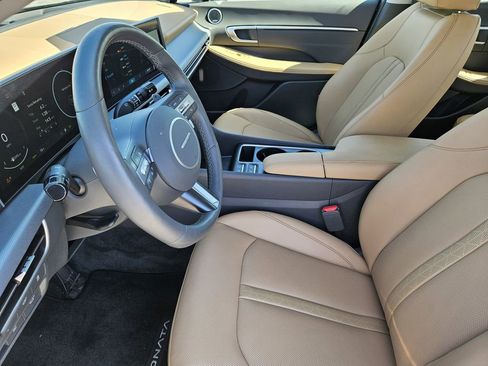 Used 2025 Hyundai Sonata Limited image 10