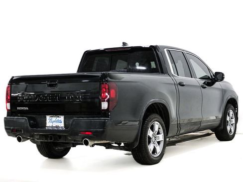 Used 2025 Honda Ridgeline RTL image 6