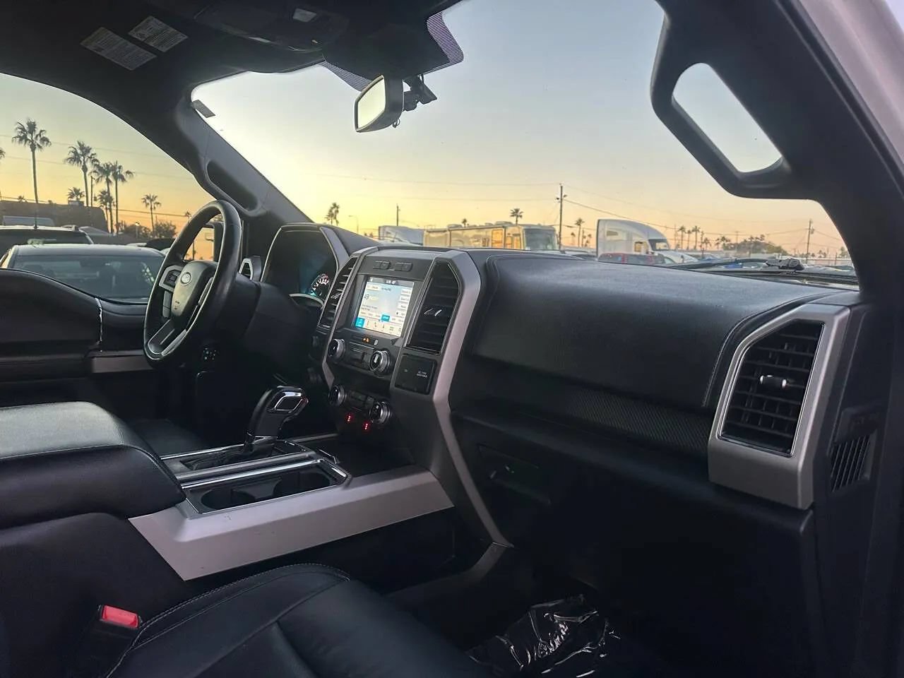 Used 2019 Ford F150 Lariat w/ Equipment Group 502A Luxury AWD/4WD image 27