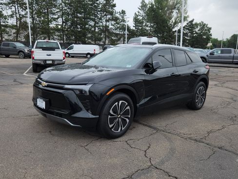 Used 2024 Chevrolet Blazer EV LT AWD/4WD image 2