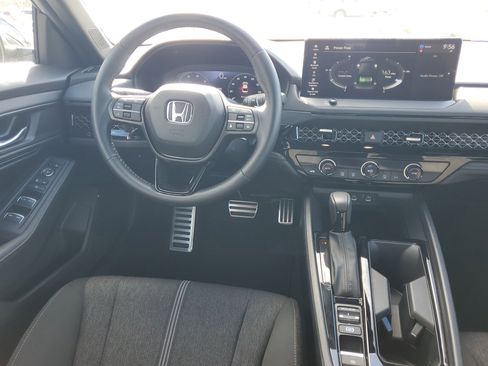 Used 2024 Honda Accord Sport image 16