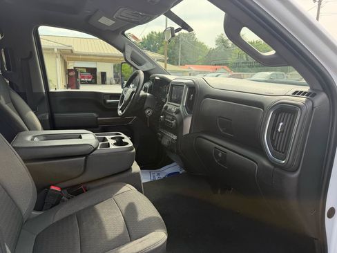 Used 2021 Chevrolet Silverado 2500 LT w/ Z71 Off-Road Package AWD/4WD image 13