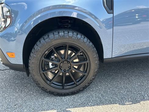 New 2025 Ford Maverick XLT w/ XLT Luxury Package image 11