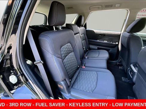 Used 2024 Nissan Pathfinder S AWD/4WD image 24