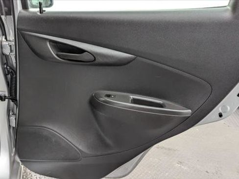 Used 2021 Chevrolet Spark LT image 19