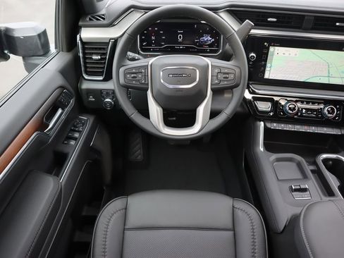 New 2025 GMC Sierra 2500 Denali w/ Denali Reserve Package image 19