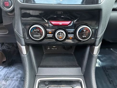 Used 2020 Subaru Forester Limited image 29