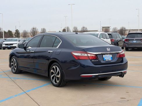 Used 2016 Honda Accord EX-L image 9