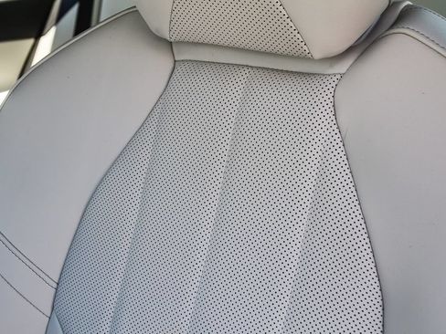 Used 2026 BMW i5 eDrive40 RWD image 21