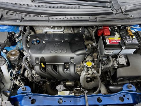 Certified 2015 Toyota Yaris SE image 25