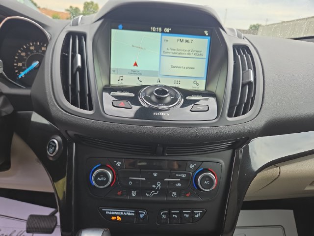 Used 2018 Ford Escape Titanium AWD/4WD image 17