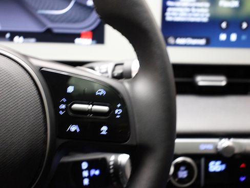 Used 2023 Hyundai Ioniq 5 SEL image 38